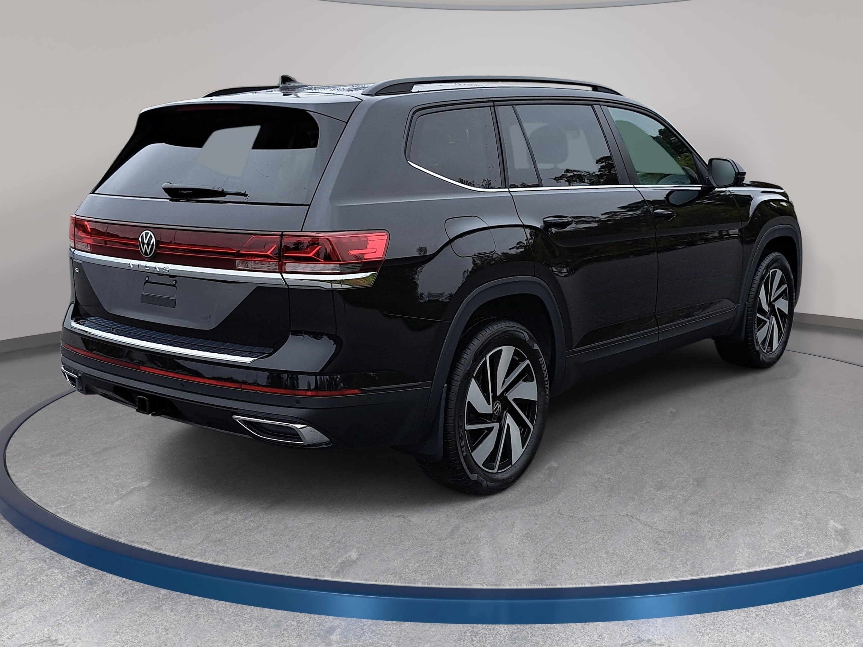 New 2026 Volkswagen Atlas SE image 5