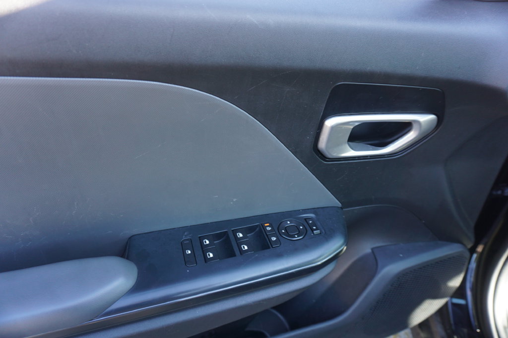 Used 2025 Kia K4 FWD image 4