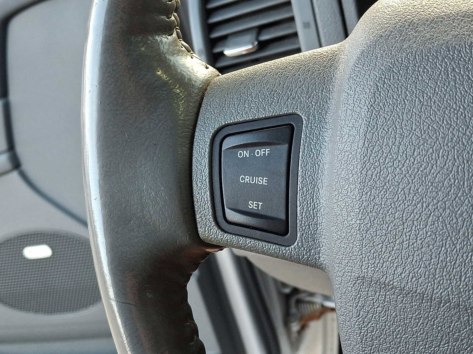 Used 2007 Jeep Grand Cherokee Overland image 20