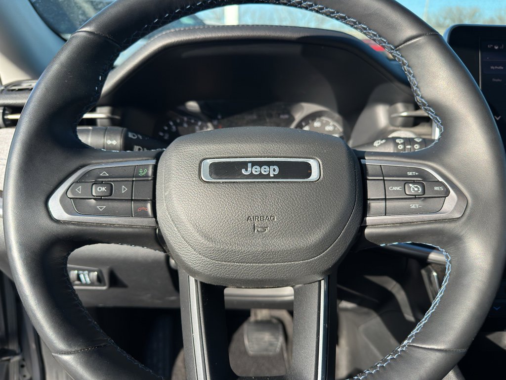 Used 2022 Jeep Compass Latitude w/ Convenience Group image 13