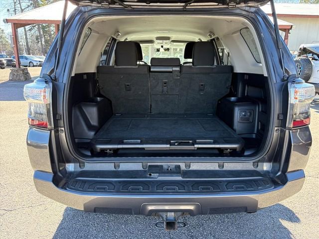 Used 2017 Toyota 4Runner SR5 image 22