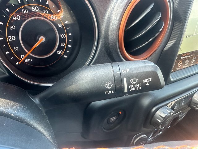 Used 2023 Jeep Gladiator Mojave w/ Cold Weather Group image 34