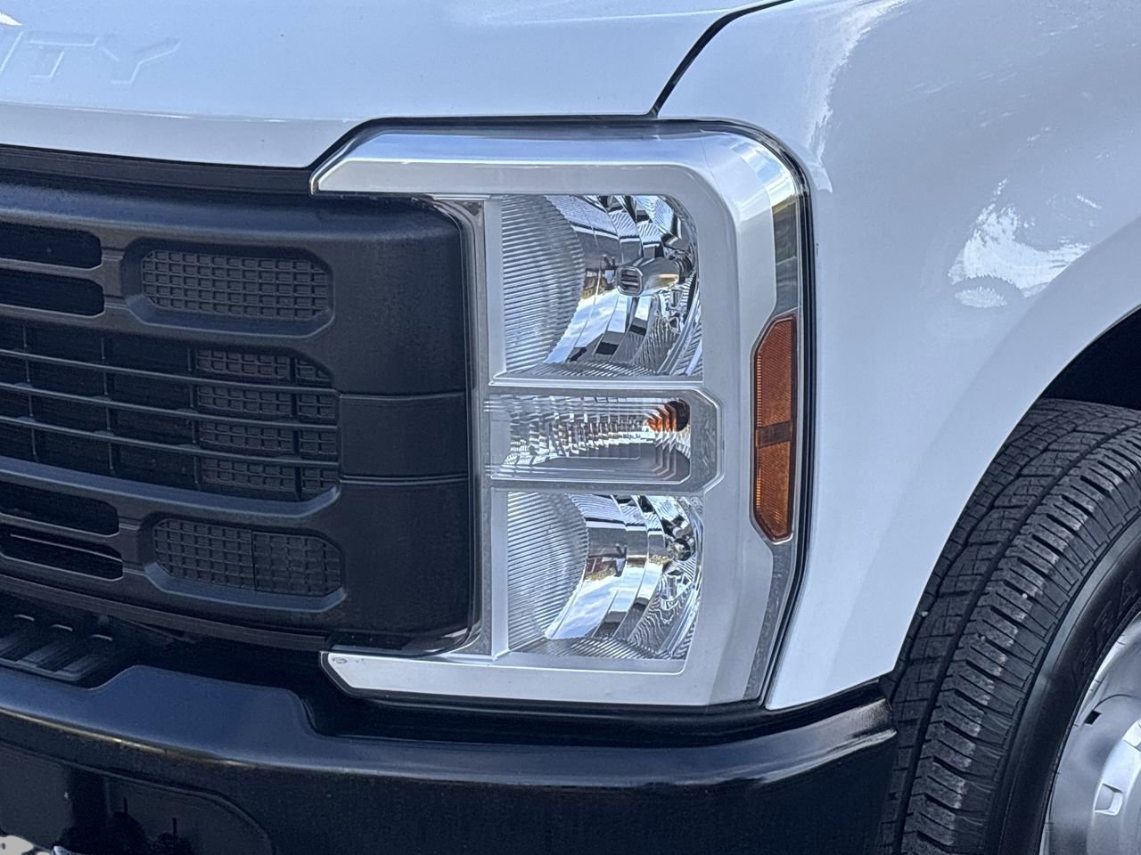 Used 2024 Ford F350 XL w/ 360-Degree Camera Package image 24