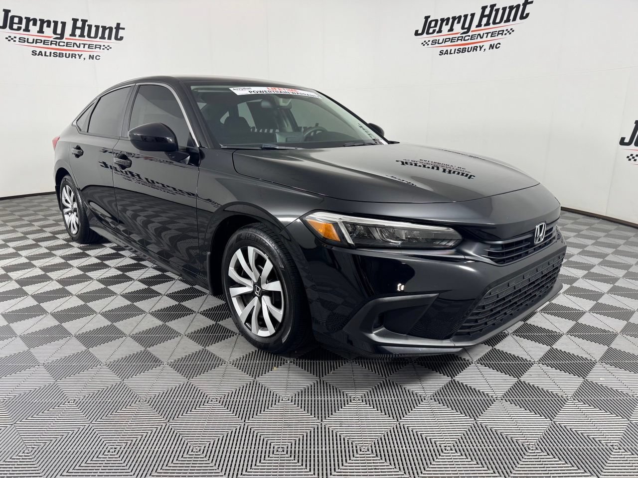 Used 2022 Honda Civic LX image 5