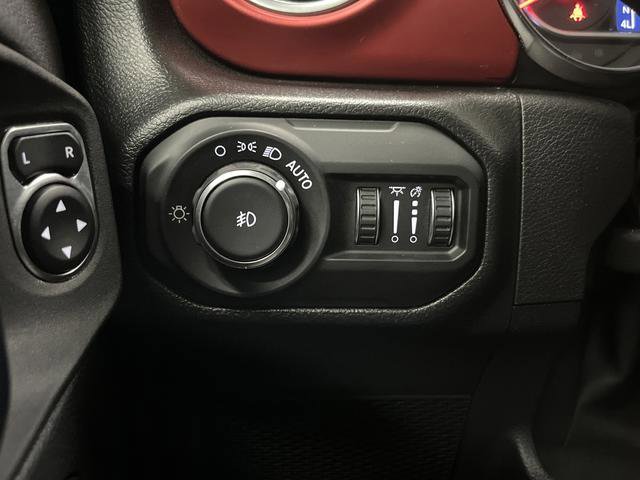 Used 2021 Jeep Wrangler Unlimited Rubicon AWD/4WD image 24