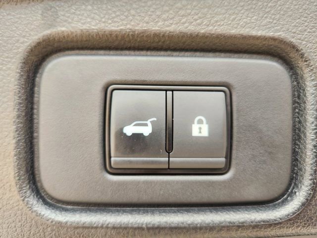 Used 2024 Nissan Pathfinder SL w/ Cargo Package image 35