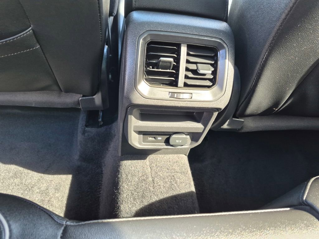 Used 2019 Volkswagen Tiguan SEL Premium w/ 3rd Row Seat Package image 28