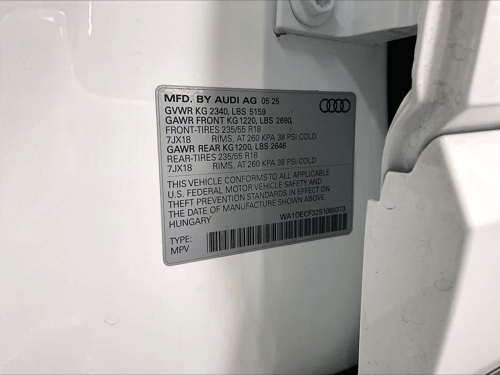 Certified 2025 Audi Q3 2.0T Premium w/ Convenience Package AWD/4WD image 34