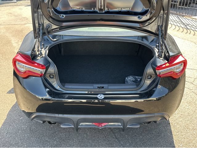Used 2019 Toyota 86 RWD image 27