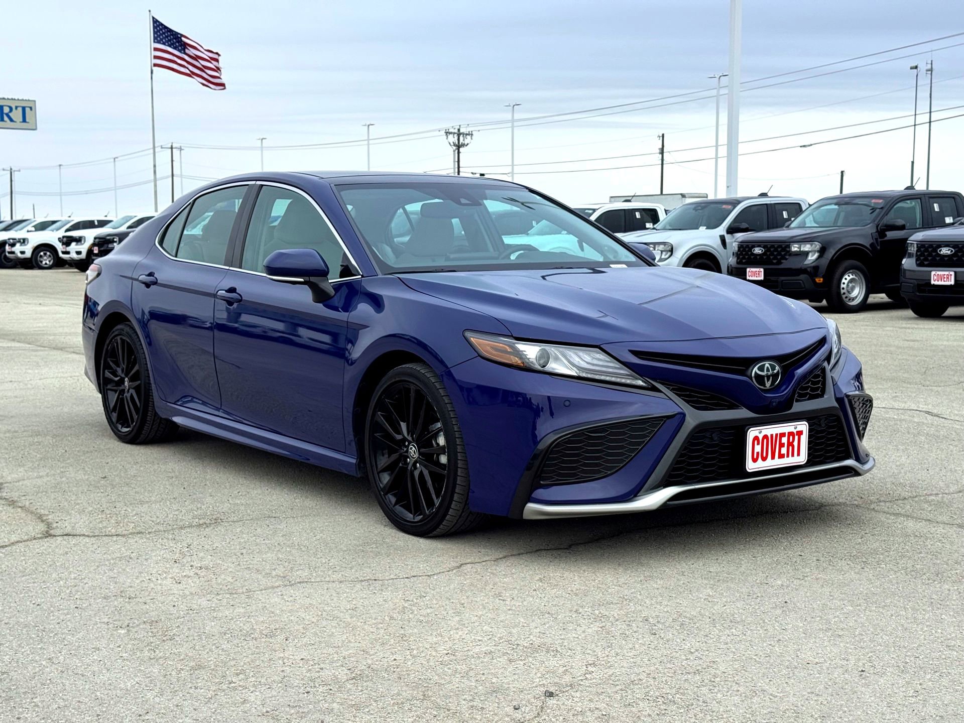 Used 2024 Toyota Camry XSE w/ Navigation Package image 4