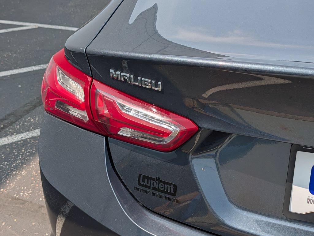 Used 2019 Chevrolet Malibu LT FWD image 5