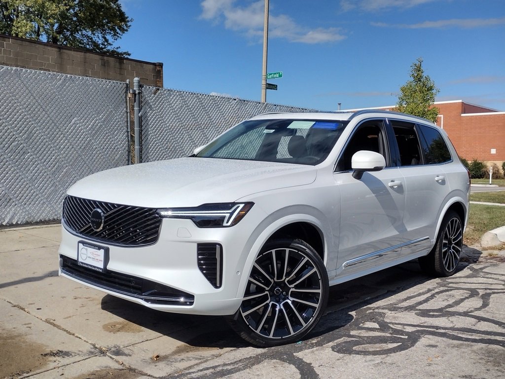 New 2026 Volvo XC90 B6 Plus