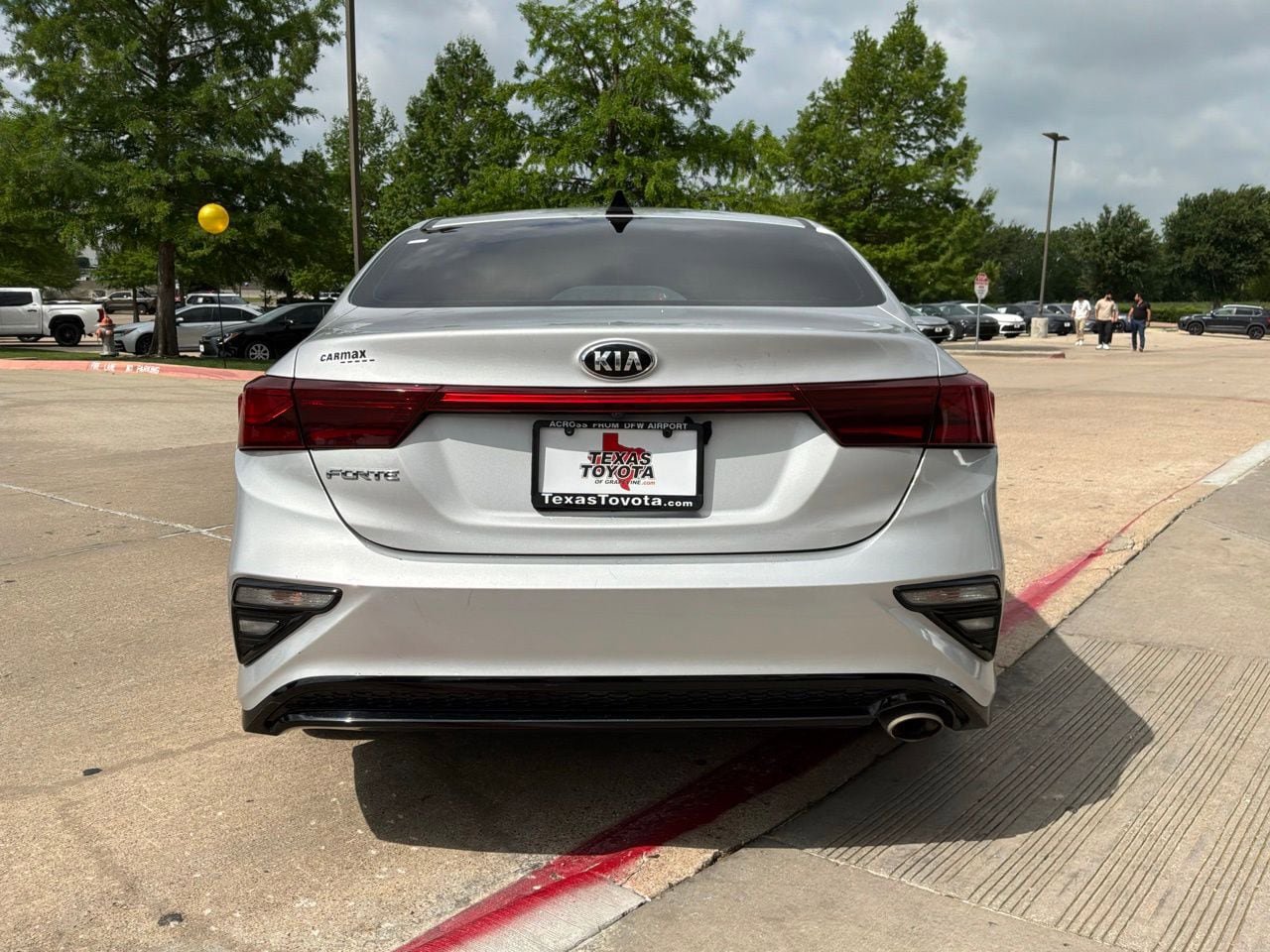 Used 2021 Kia Forte LXS FWD image 7