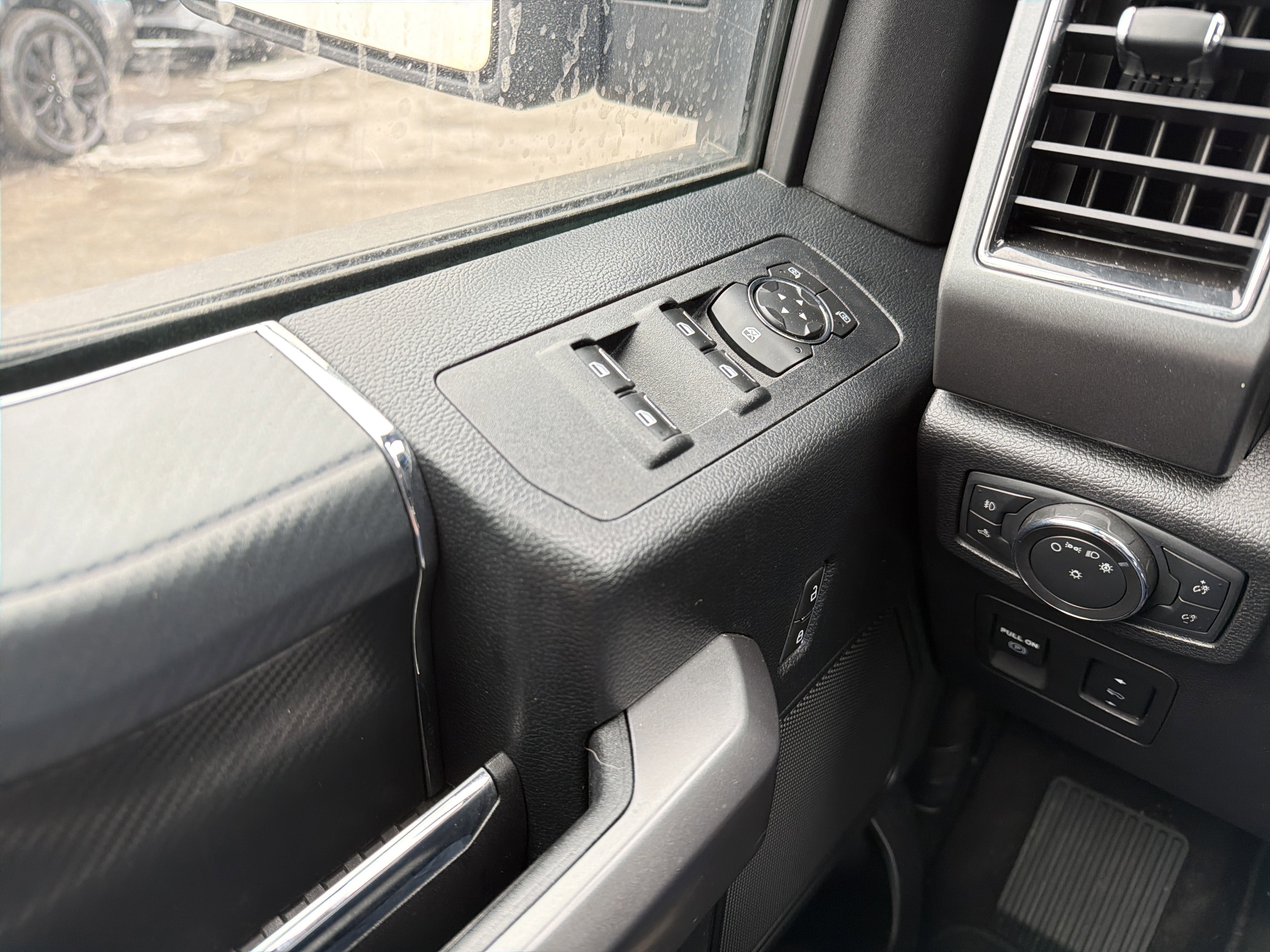 Used 2020 Ford F150 XLT w/ Equipment Group 301A Mid image 24