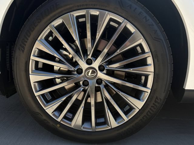 New 2026 Lexus RX 450h AWD image 10