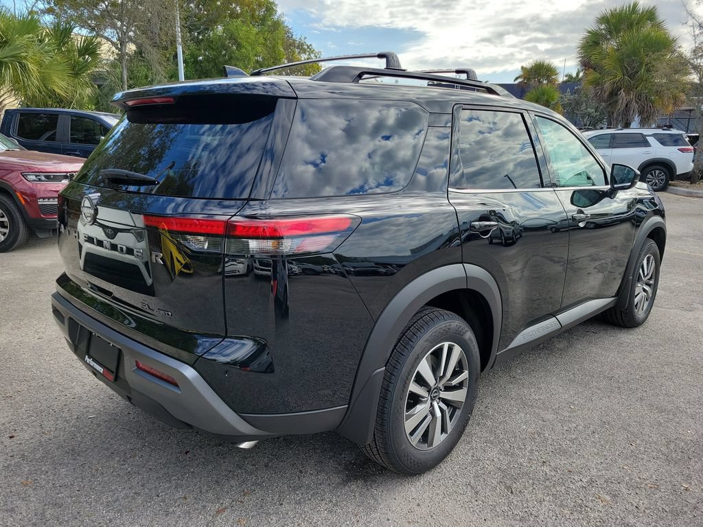 New 2026 Nissan Pathfinder SL AWD/4WD image 8