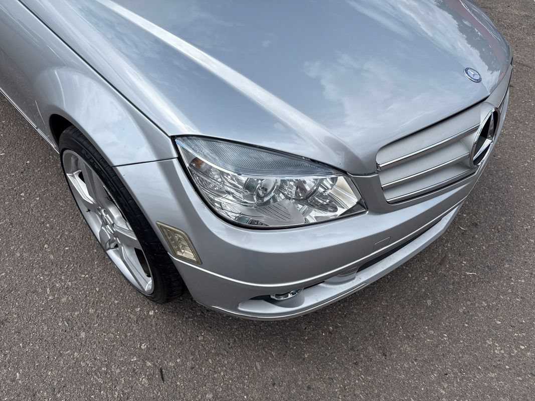 Used 2009 Mercedes-Benz C 300 Sedan image 16