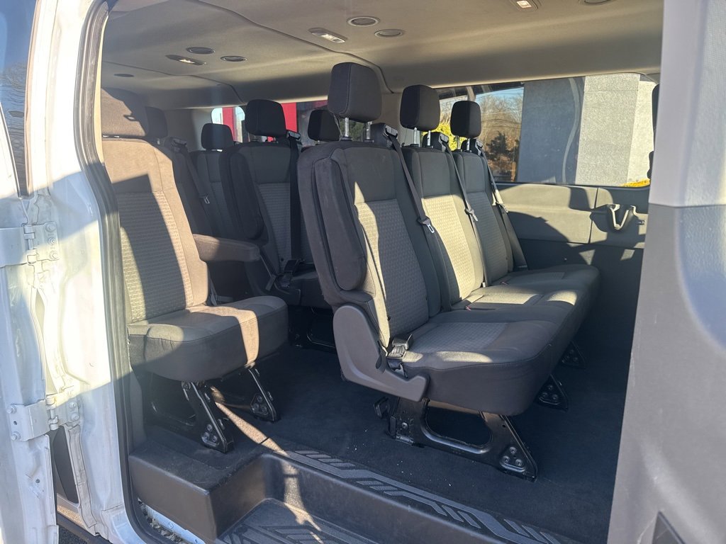 Used 2021 Ford Transit 350 XLT image 9