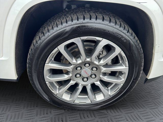 Used 2023 GMC Acadia Denali w/ Denali Ultimate Package image 28