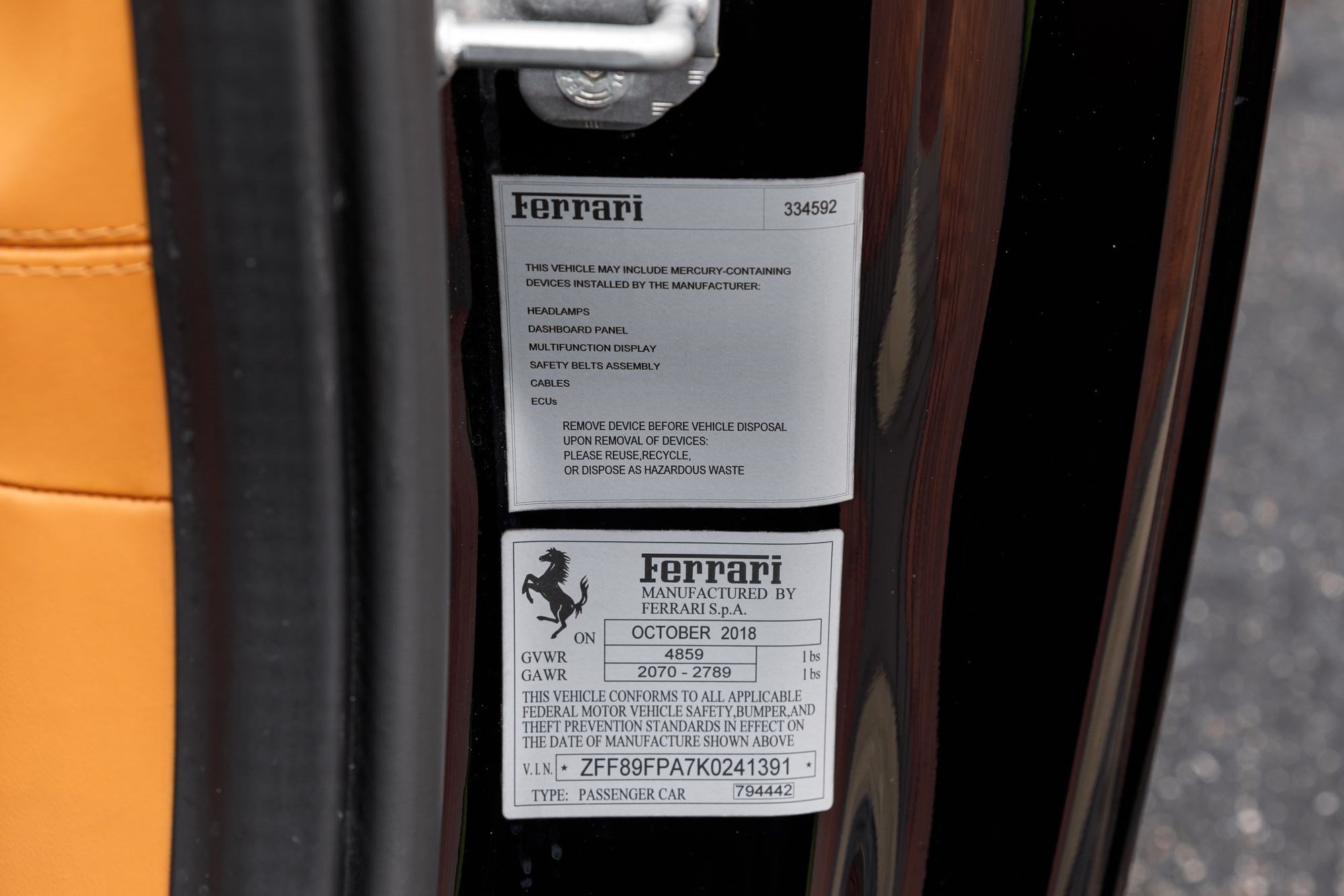 Used 2019 Ferrari Portofino RWD image 23