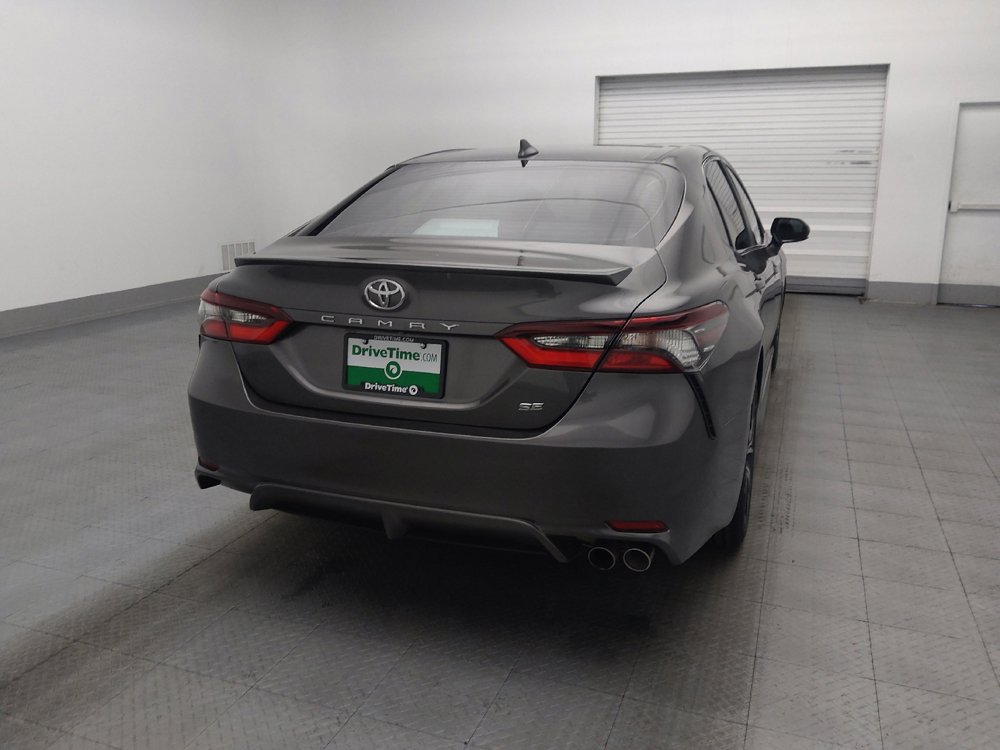 Used 2021 Toyota Camry SE FWD image 6