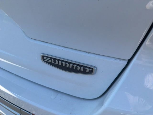 Used 2024 Jeep Grand Cherokee Summit image 12