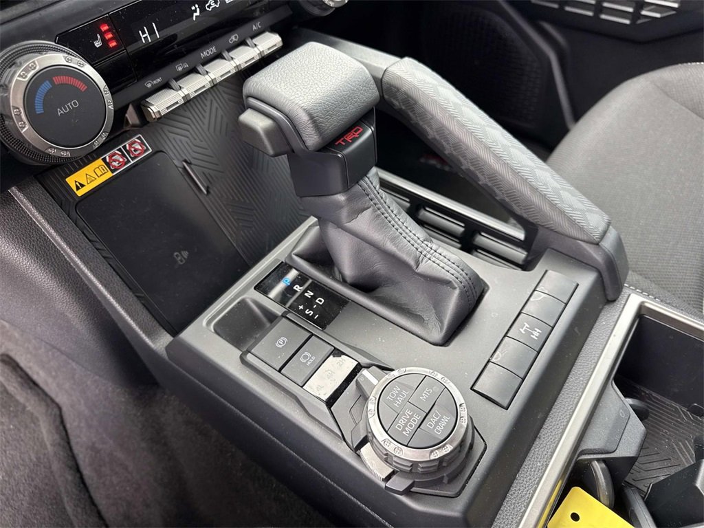 Used 2025 Toyota 4Runner TRD Off-Road image 22