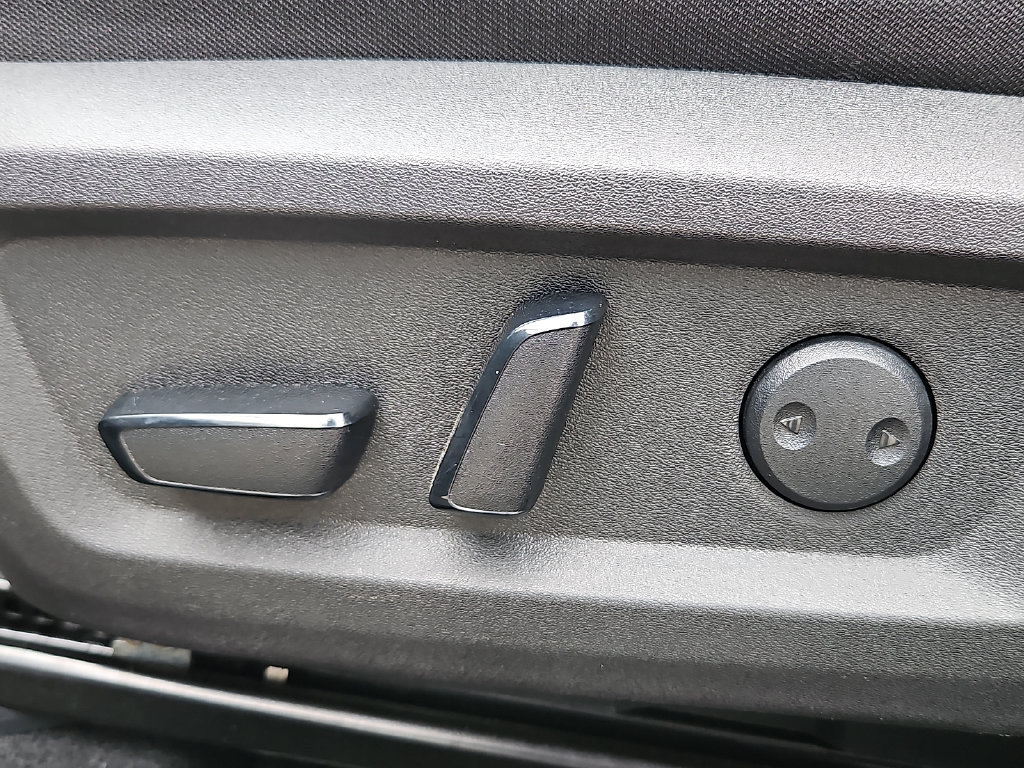 Certified 2023 Nissan Rogue SV AWD/4WD image 31