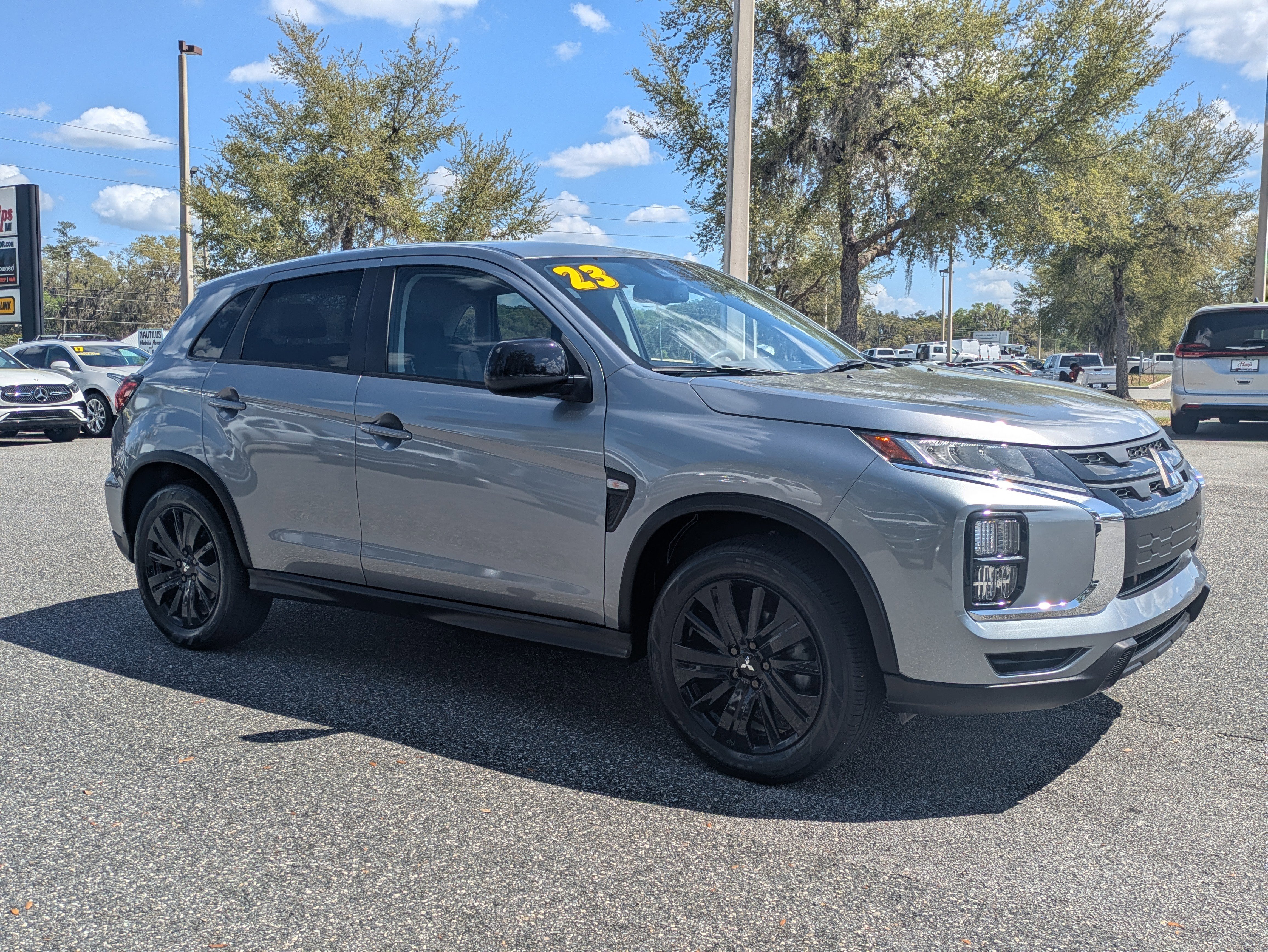 Used 2023 Mitsubishi Outlander Sport AWD image 2