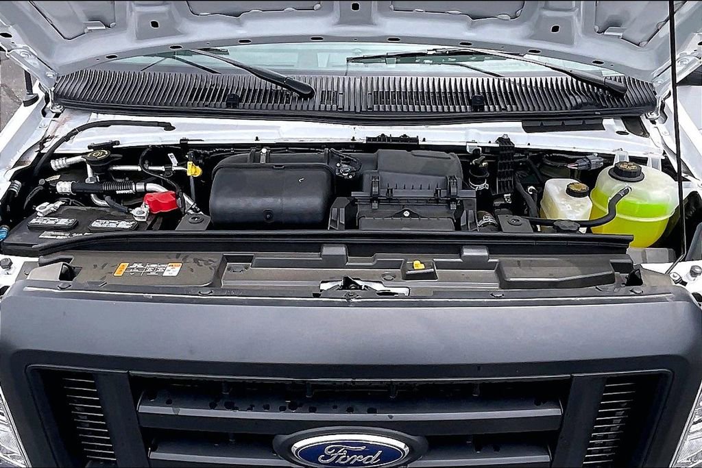 New 2024 Ford E-450 and Econoline 450 Super Duty w/ Driver's Safety Package image 11