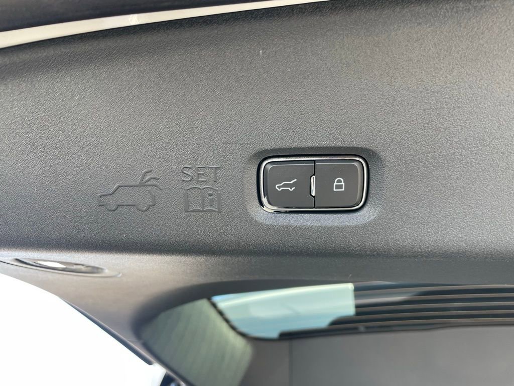 New 2026 Ford Expedition Active image 46