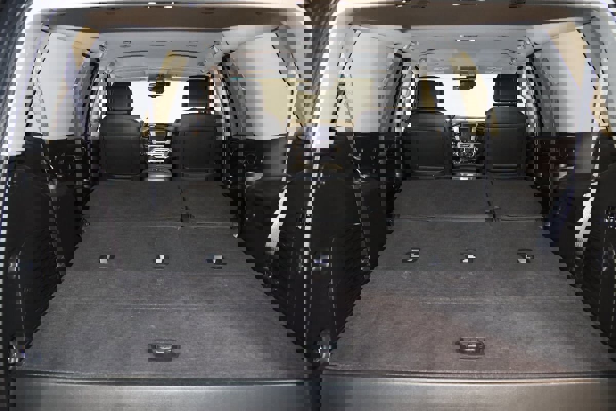 Used 2017 GMC Yukon SLT image 13