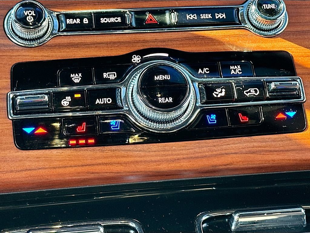 Used 2021 Lincoln Aviator Reserve w/ Elements Package Plus image 16