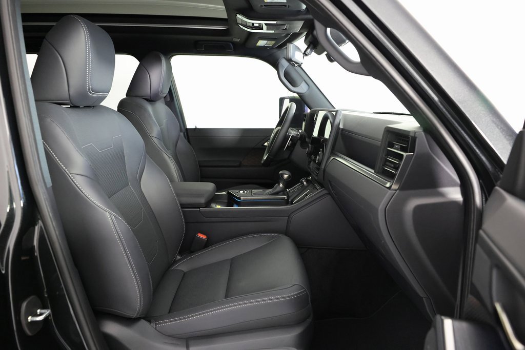 Used 2025 Lexus GX 550 w/ Accessory Package (Z1) image 10