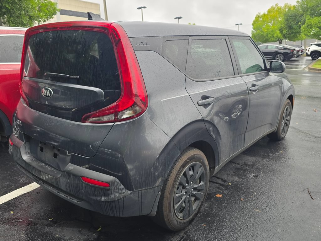 Used 2021 Kia Soul LX FWD image 9