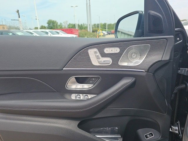 New 2026 Mercedes-Benz GLS 450 4MATIC image 16