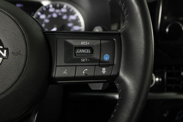Certified 2023 Nissan Pathfinder SL w/ Black Appearance Package FWD image 29