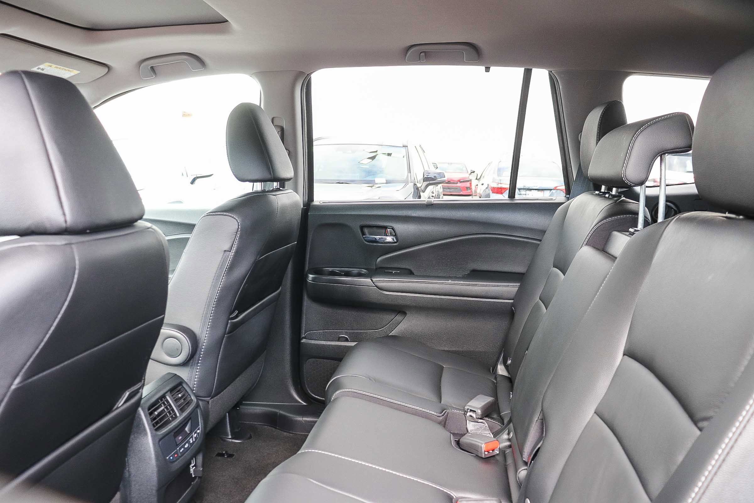 Used 2022 Honda Pilot Special Edition image 19
