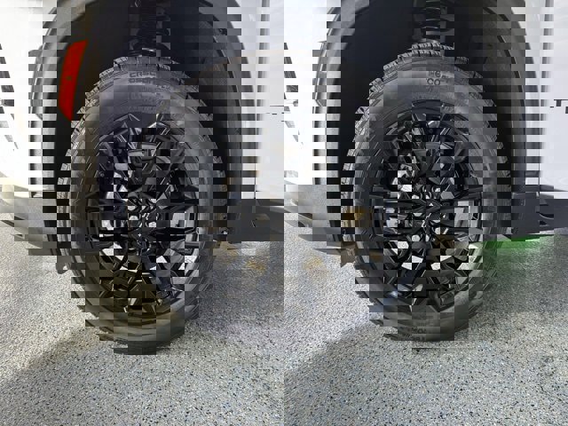 New 2026 Chevrolet Traverse LT w/ Midnight/Sport Edition image 27