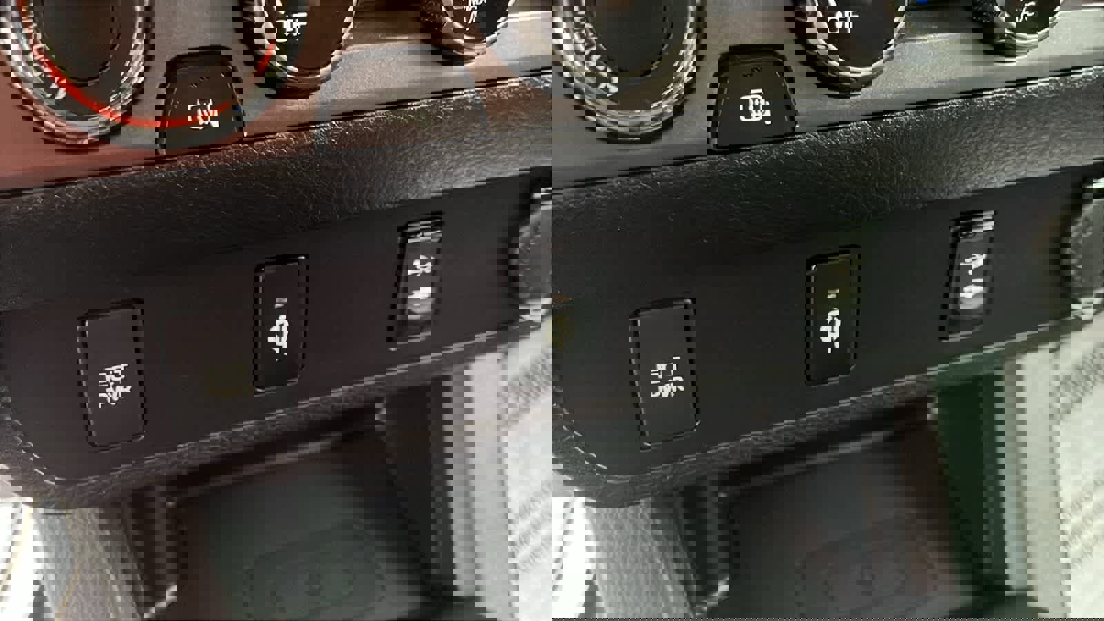 Used 2017 Toyota Tacoma TRD Off-Road image 24