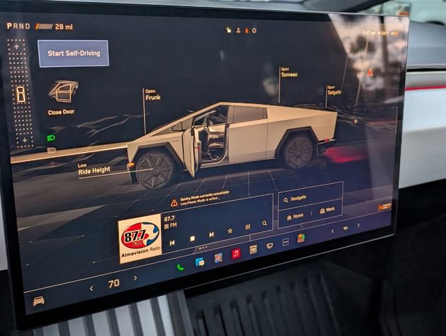 Used 2024 Tesla Cybertruck AWD Crew Cab image 20