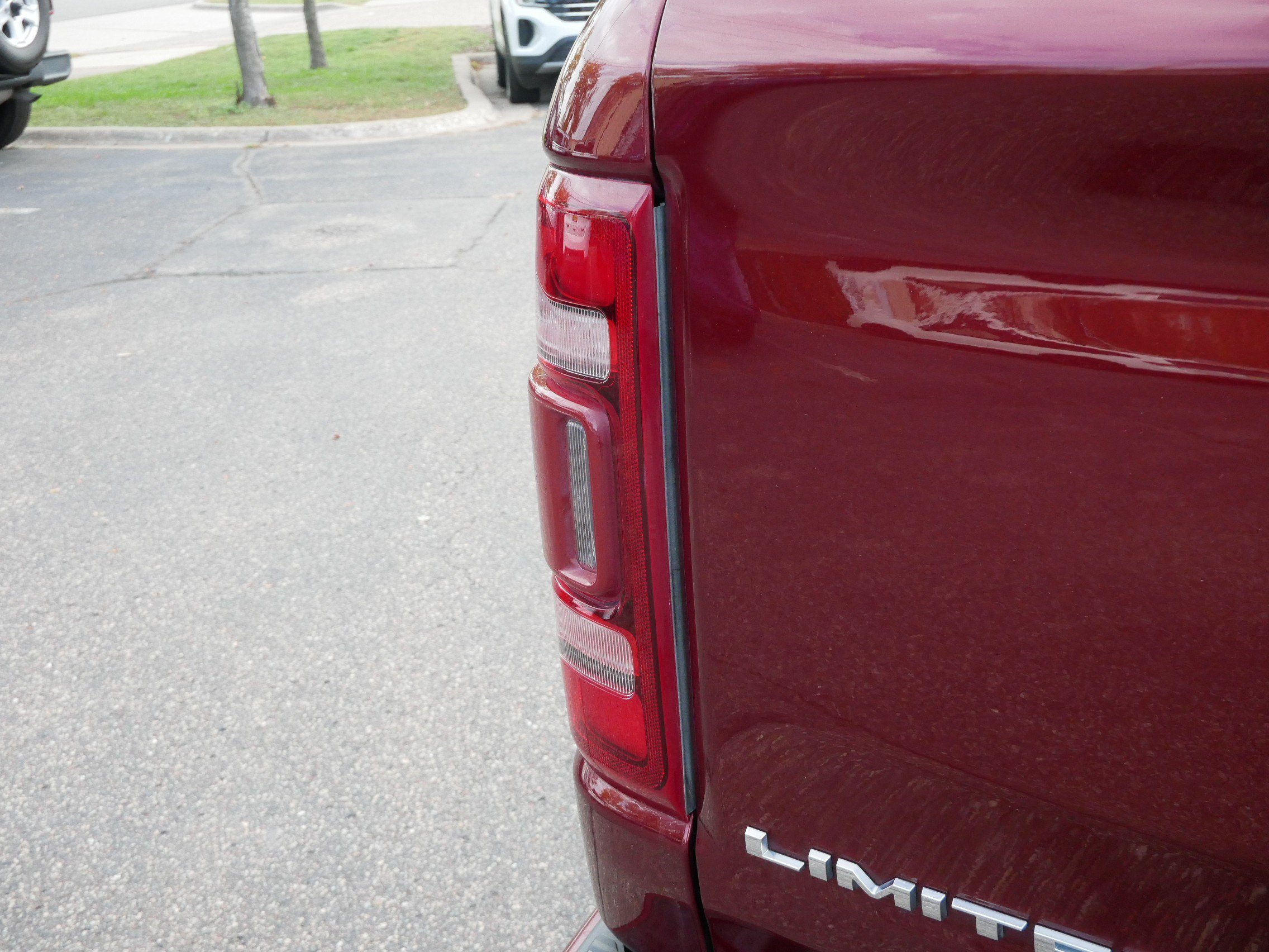 Used 2022 RAM 1500 Limited AWD/4WD image 17