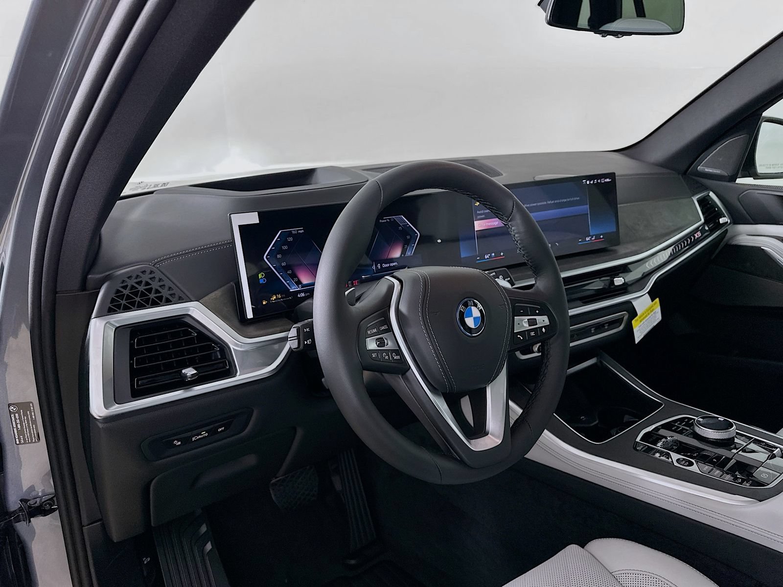 New 2026 BMW X5 xDrive50e w/ Executive Package AWD/4WD image 31