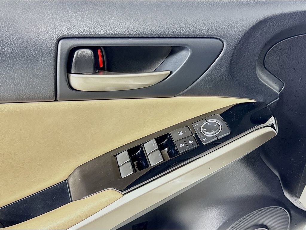 Used 2017 Lexus IS 200t w/ Navigation System Package image 17