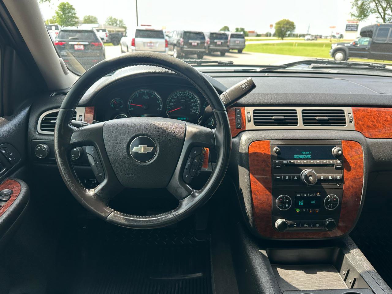 Used 2008 Chevrolet Silverado 2500 LTZ w/ Safety Package AWD/4WD image 3