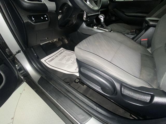 Used 2023 Kia Seltos LX AWD/4WD image 12