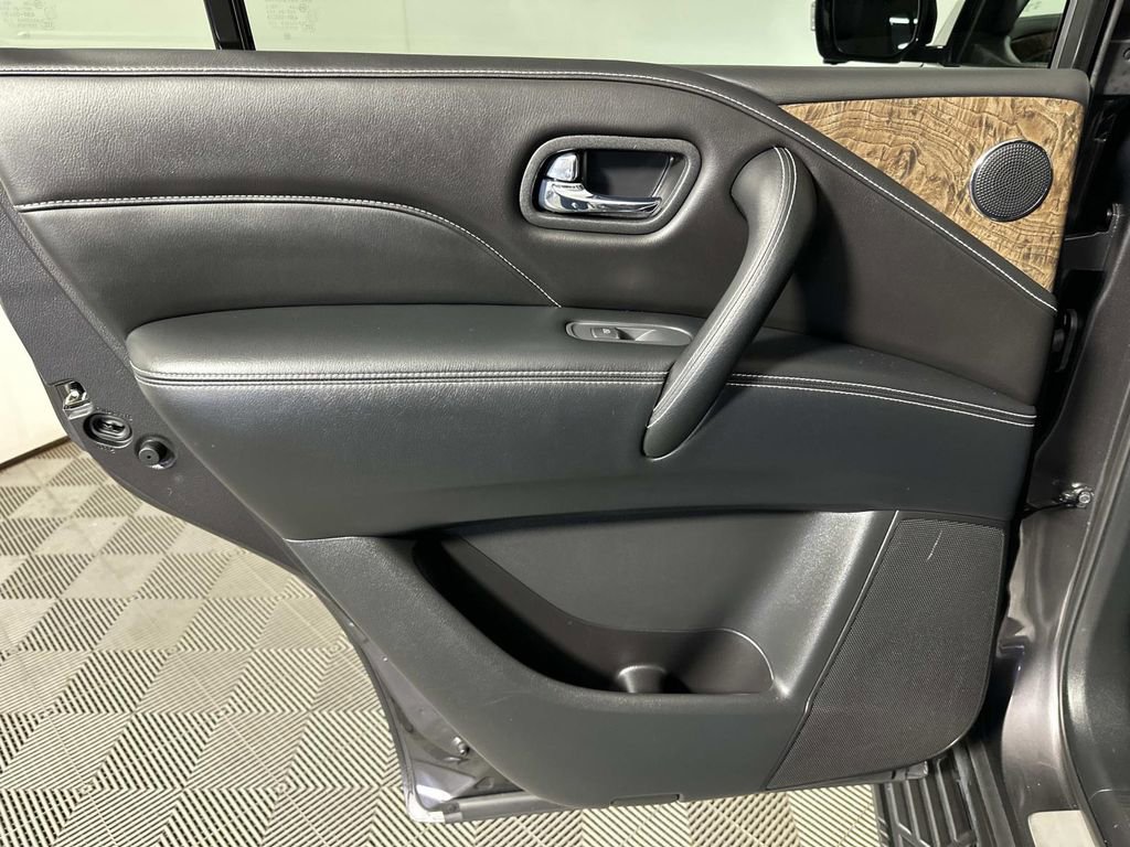 Certified 2023 INFINITI QX80 Premium Select w/ Cargo Package image 32