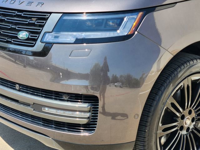 Used 2023 Land Rover Range Rover SE image 8