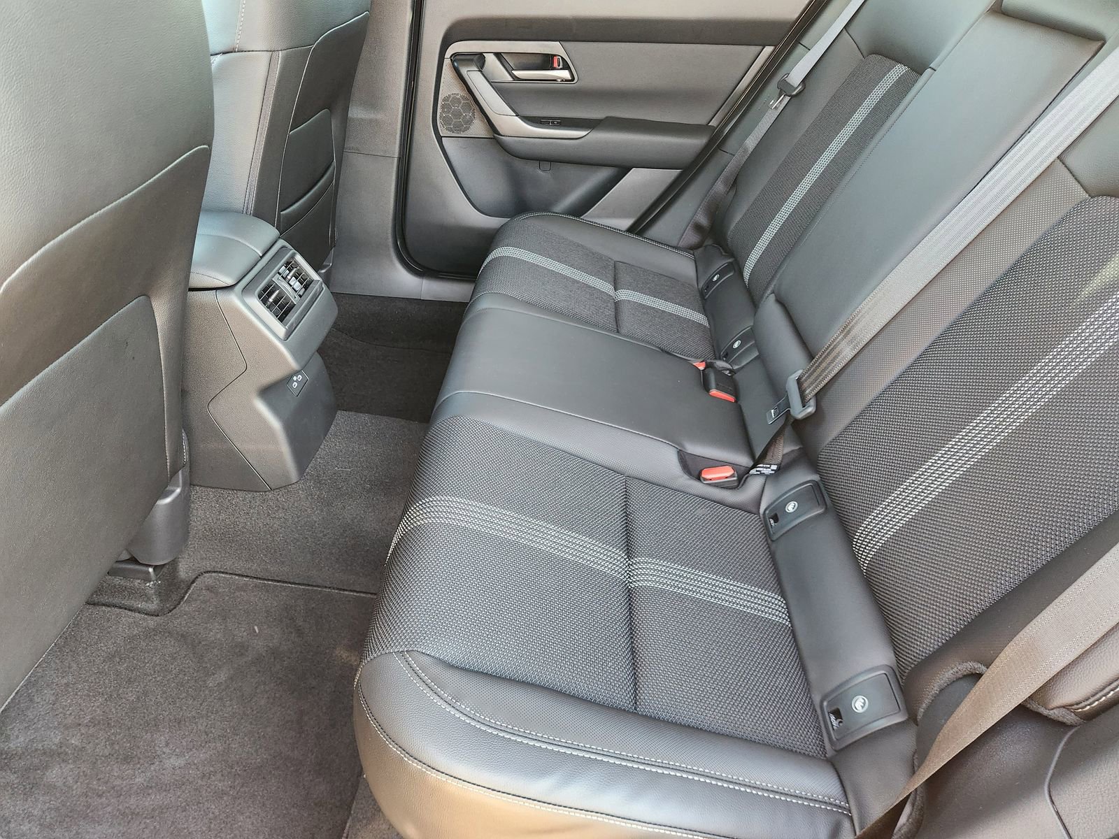 New 2025 MAZDA CX-50 AWD 2.5 S w/ Cargo Package image 25