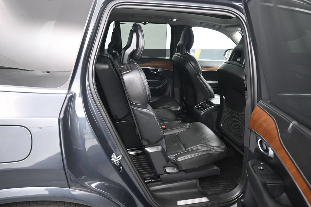 Used 2017 Volvo XC90 T6 Inscription w/ Vision Package AWD/4WD image 47
